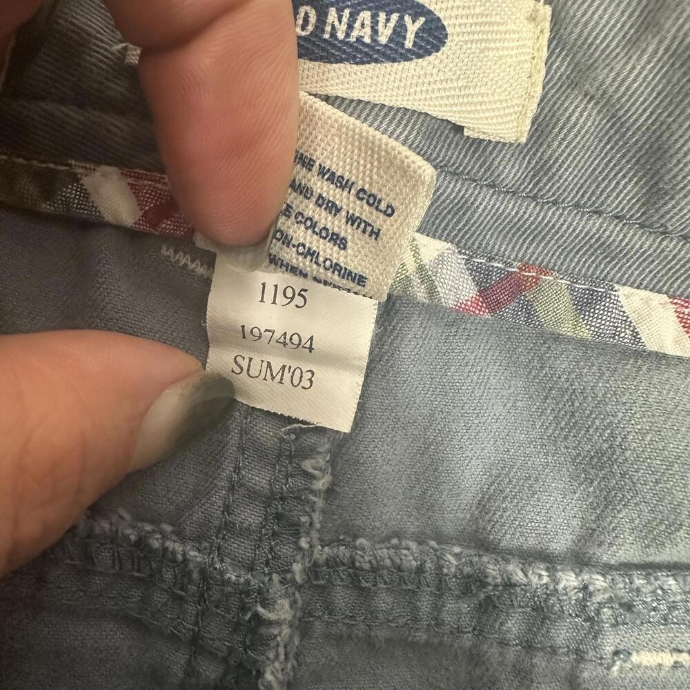 Vintage Old Navy Dusty‎ Blue Cargo Shorts - Picture 4 of 6